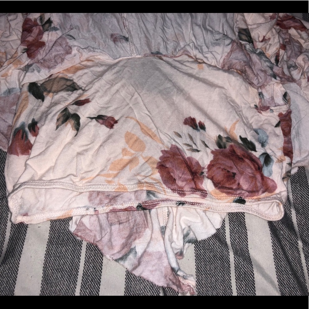 Off the Shoulder Floral Crop Top Size S - Picture 3 of 5